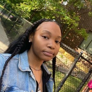 Meet your Posher, Jasmine